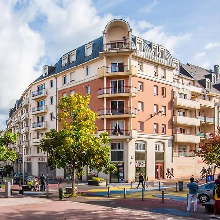Chic Appart Avec Parking Au Centre-ville Апартаменты Руан